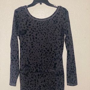 Vans  LEOPARD Womens Cheetah Body Contour Dress Size Medium